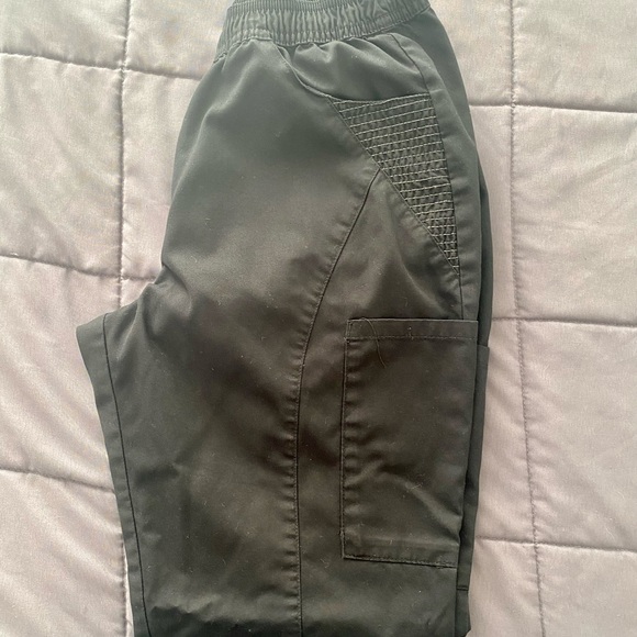 Jaanuu Scrub Pants - Picture 2 of 3